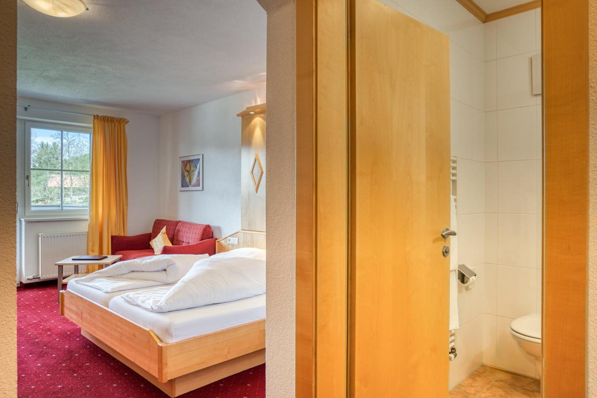 Hotel Alpen-Royal イェルツェンス エクステリア 写真