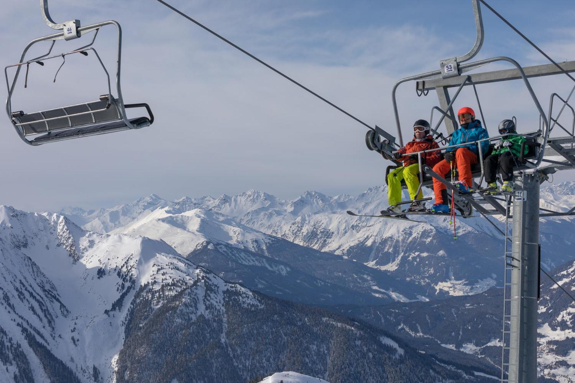 Hotel Alpen-Royal イェルツェンス エクステリア 写真